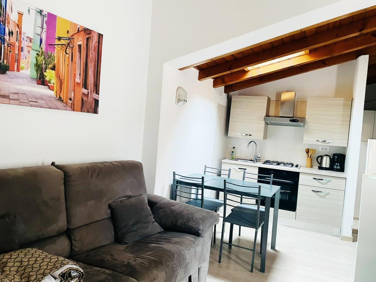 Casa Cico Apartment มัลเชซิเน ภายนอก รูปภาพ