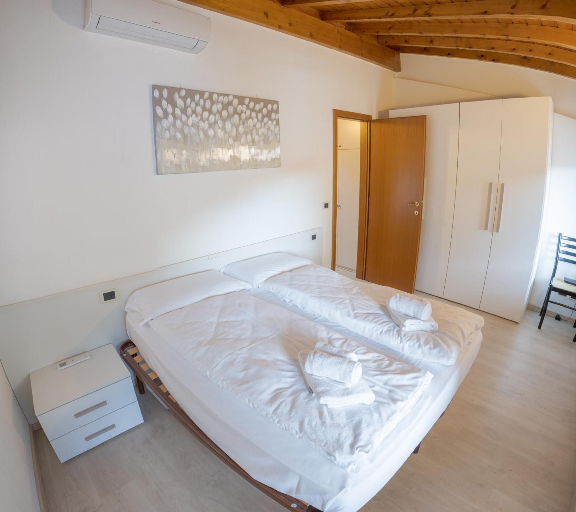 Casa Cico Apartment มัลเชซิเน ภายนอก รูปภาพ